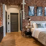 Апартаменти N48 Boutique *