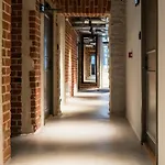 N48 Boutique Апартаменти